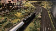 Model-Train-4